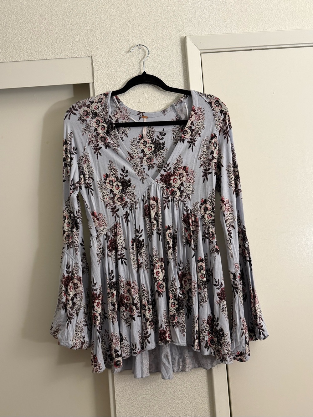 Free People Light Blue Floral V-Neck Peasant Tunic